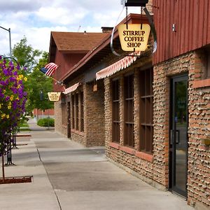 Dude Rancher Lodge