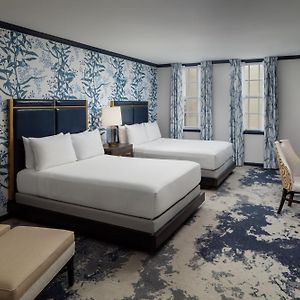 Queen Suite Hearing accessible